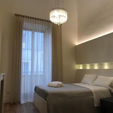 Motta Palace Apartments & Rooms Motta Sant' Anastasia Bagian luar foto