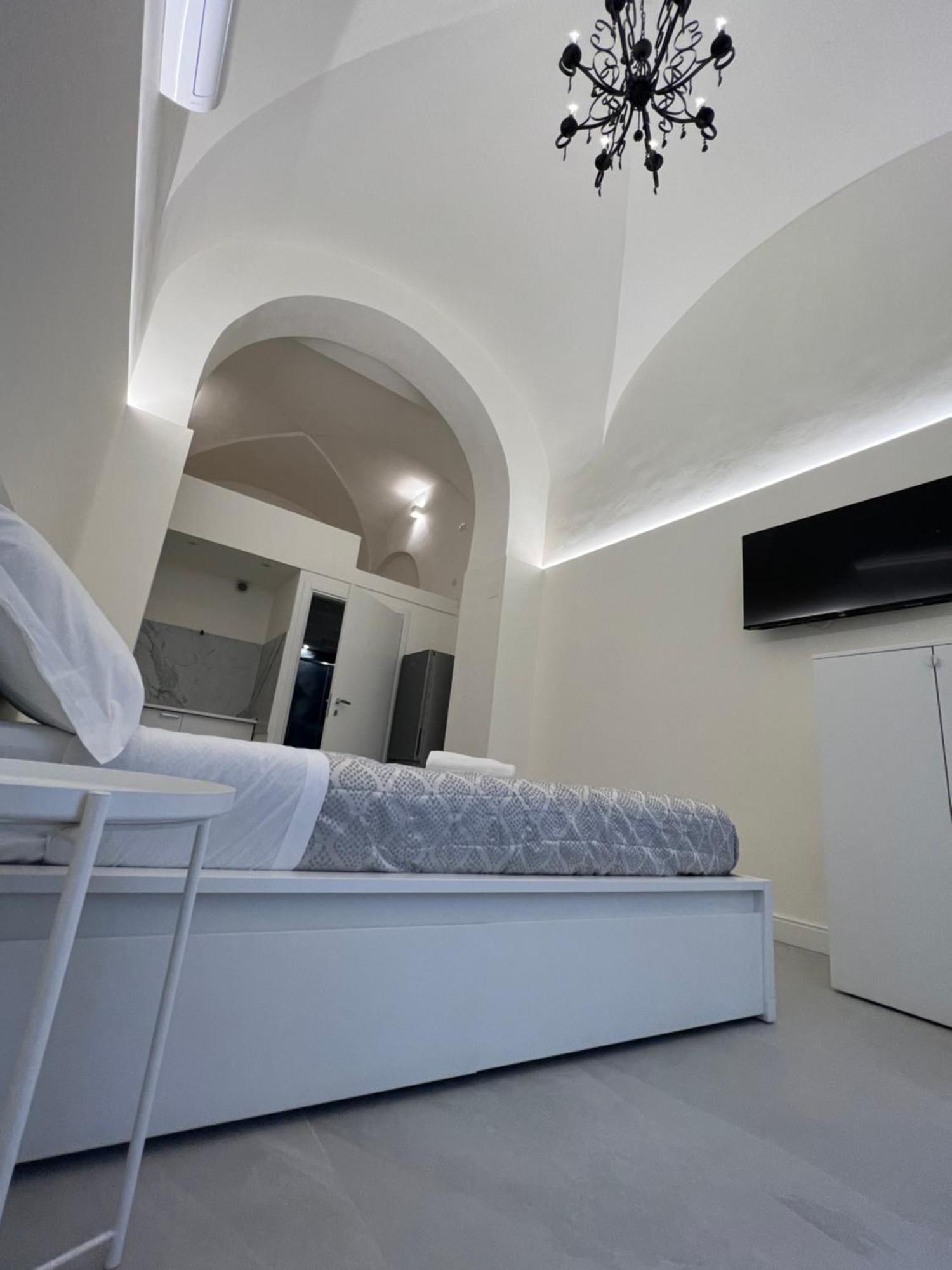 Motta Palace Apartments & Rooms Motta Sant' Anastasia Bagian luar foto